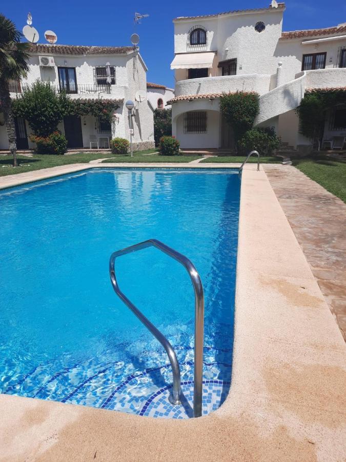 Apartamento Urb Oasis Park II Denia, Las Marinas ภายนอก รูปภาพ