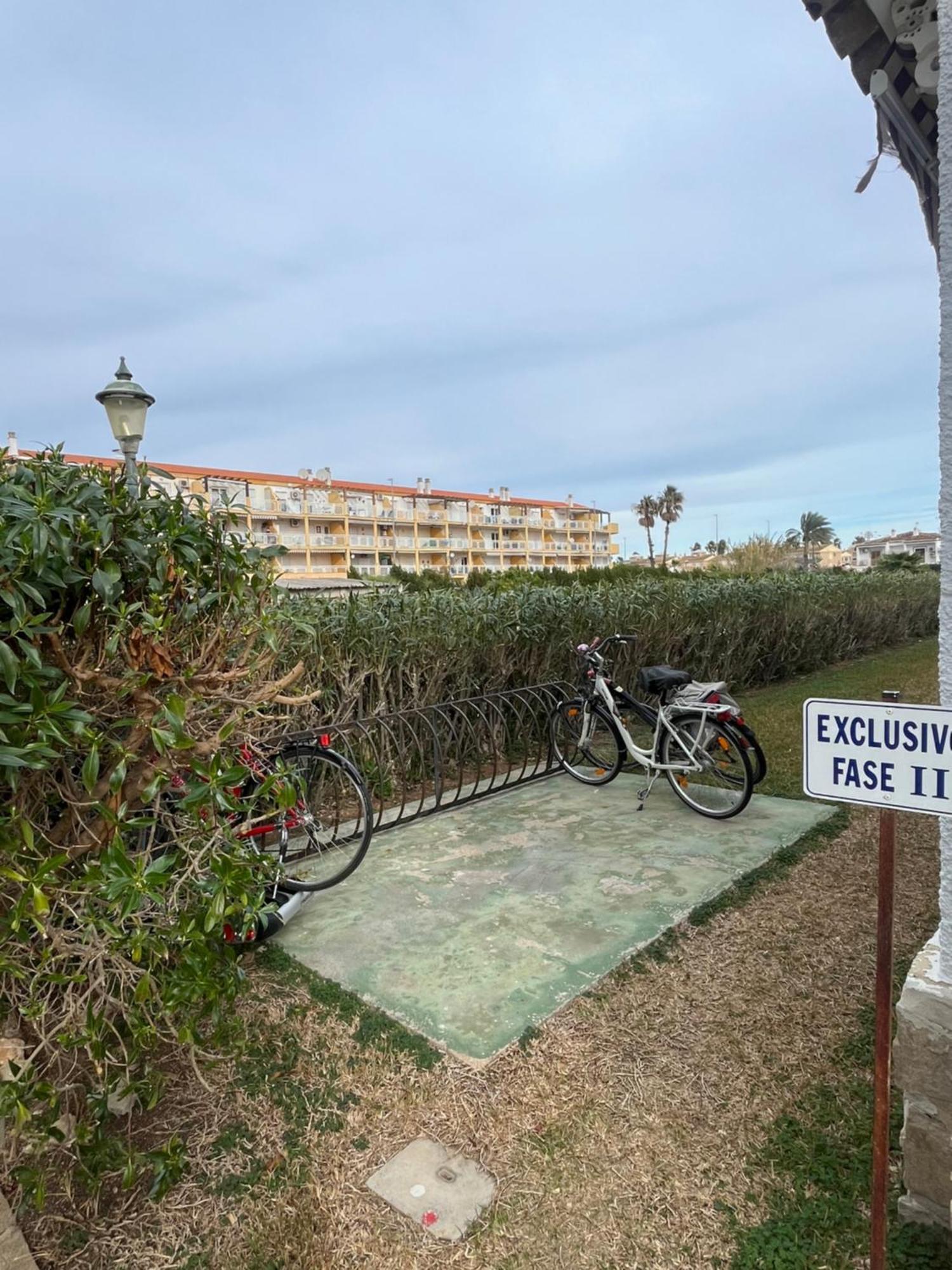 Apartamento Urb Oasis Park II Denia, Las Marinas ภายนอก รูปภาพ